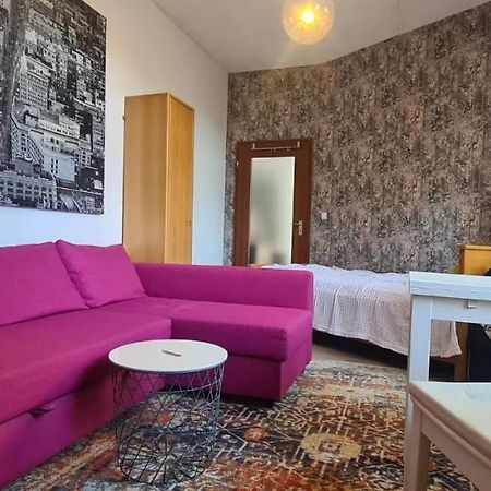 Апартаменты Buedchen Am Rathaus-Parkplatz-Bett Und Schlafcouch-Eg-Netflix- Оберхаузен Экстерьер фото
